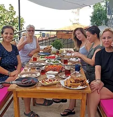 Ephesus Bed & Breakfast 3*
